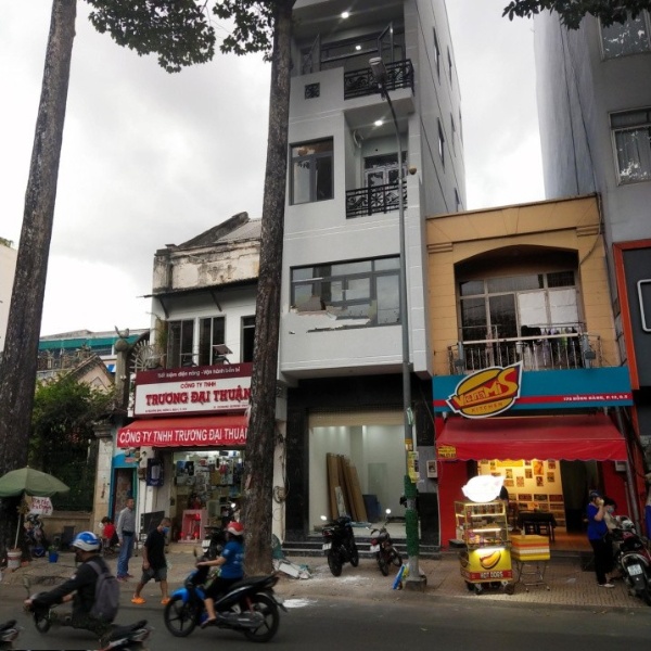 Chính chủ bán nhà 6 tầng tại 180, Đường Hồng Bàng, Phường 12, Quận 5, Hồ Chí Minh